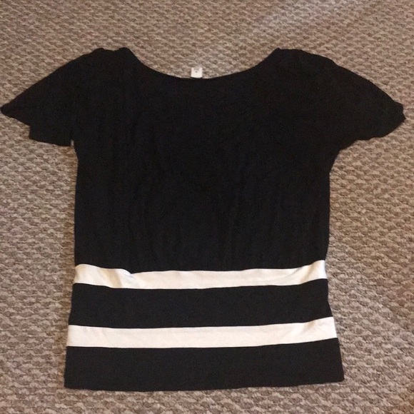 💙White House Black Market Blouse - Picture 2 of 6